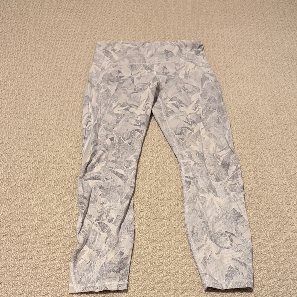 lululemon athletica Light Gray & White Patterned Leggings